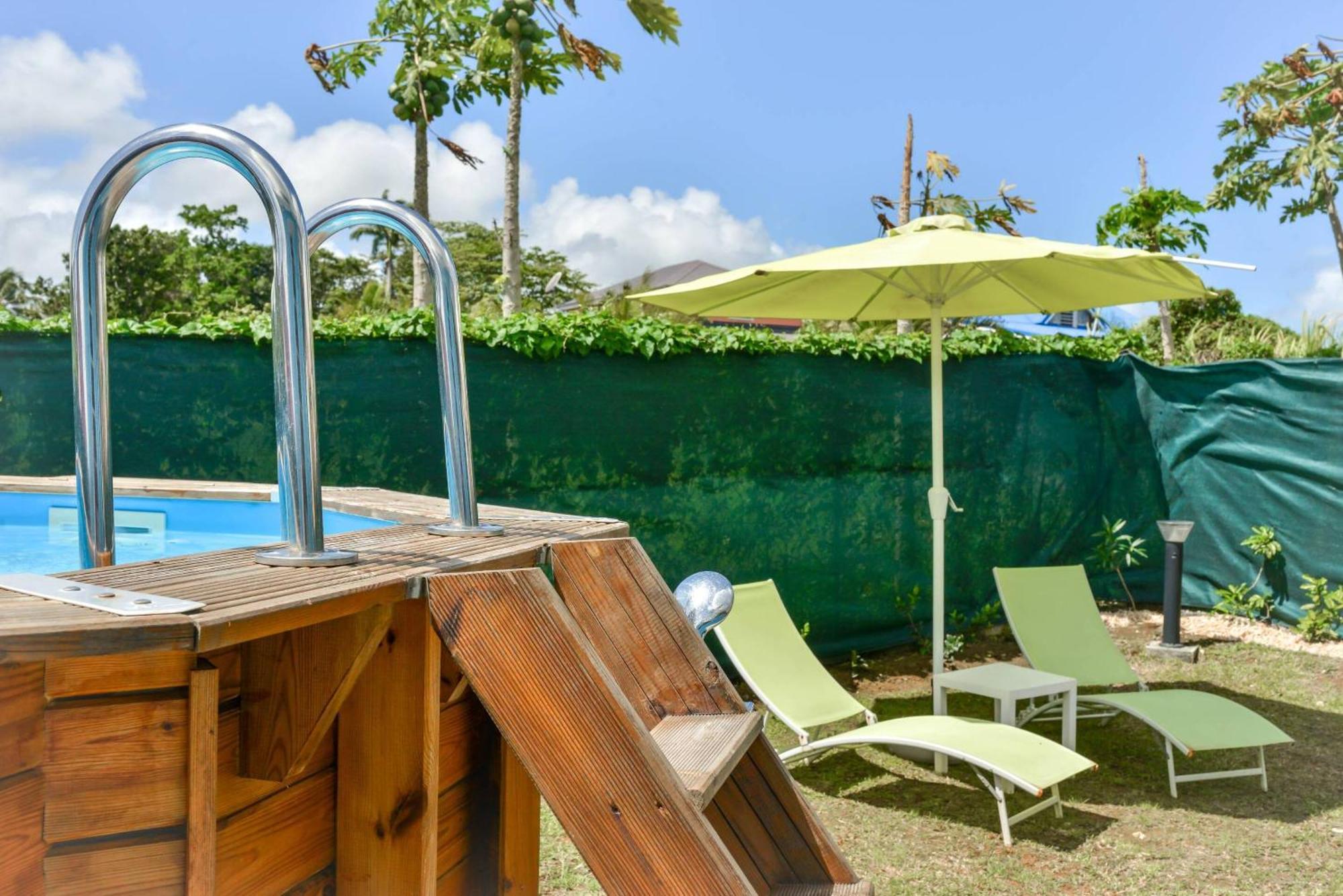Les Jardins De Chantilly -Bungalows 4 Etoiles Avec Jardins Et Piscines Privees Baie-Mahault Room photo